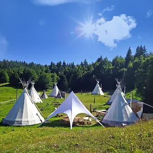 Village Tipi Hotel La Féclaz